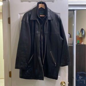 Vintage 90’s leather insulated coat. Men’s 40-42 black